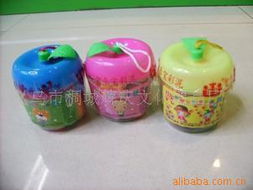 義烏市稠城輝慶文化用品廠 蘋果小桶文化用品的創(chuàng)意與市場(chǎng)